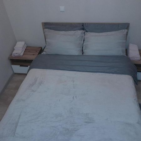 Gray Apartament 2 Prishtinë Exterior photo